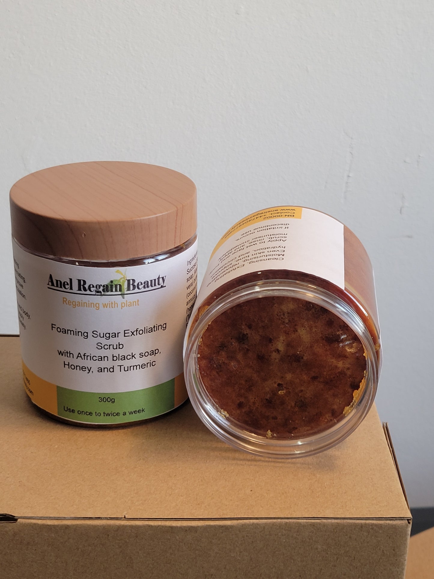 Foaming Sugar Exfoliating Scrub with African black soap, honey and turmeric